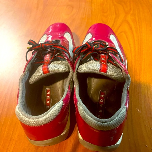 Sherlock’s Lucky: Prada Shoes - Picture 4 of 6